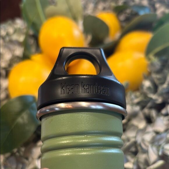 Be KIND PINK to the Planet 🌎 Green Water Bottle with Peace Design ☮️ - Picture 5 of 12